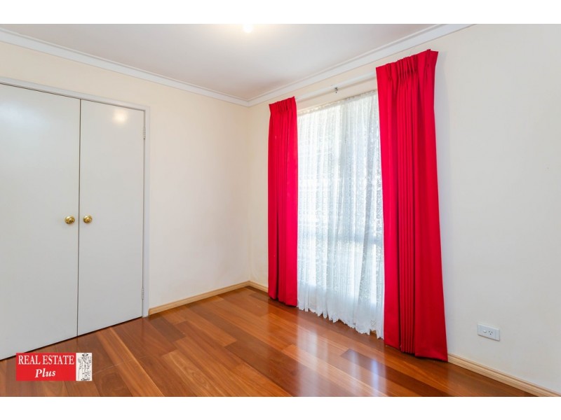 15B Pine Gap, Swan View WA 6056