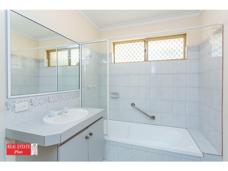 15B Pine Gap, Swan View WA 6056