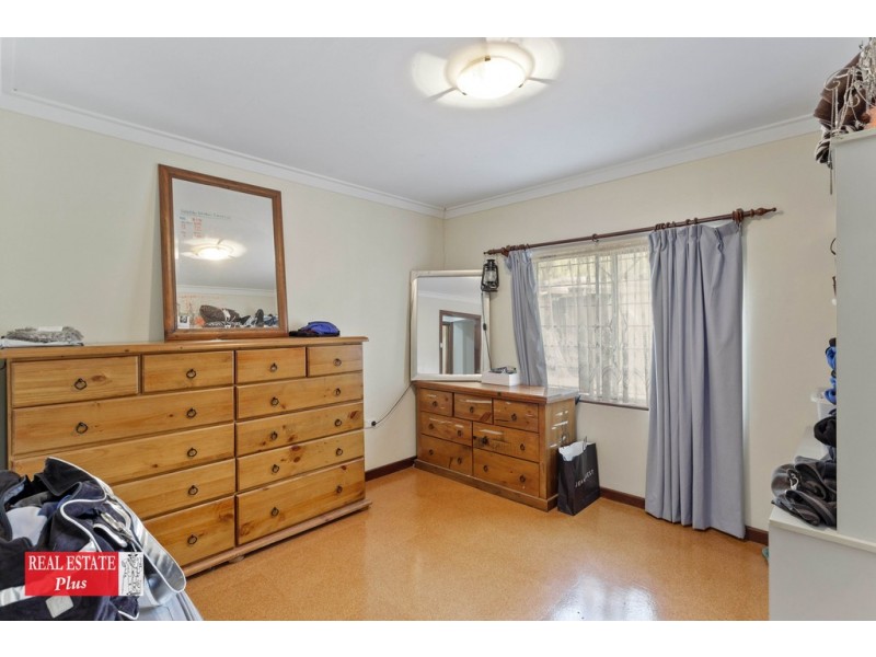 2 Glenwood Place, Helena Valley WA 6056