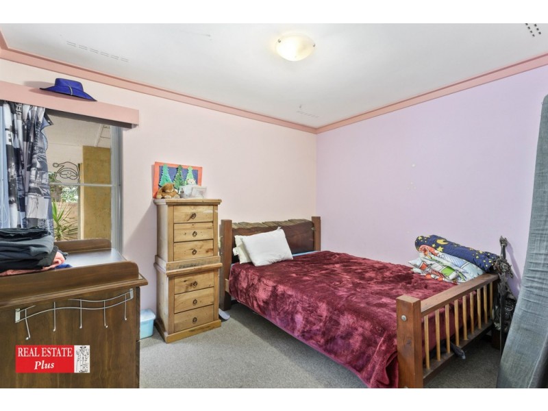 2 Glenwood Place, Helena Valley WA 6056