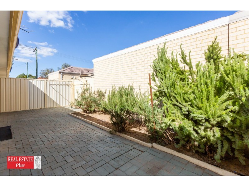 2/1A Henry Street, Midland WA 6056