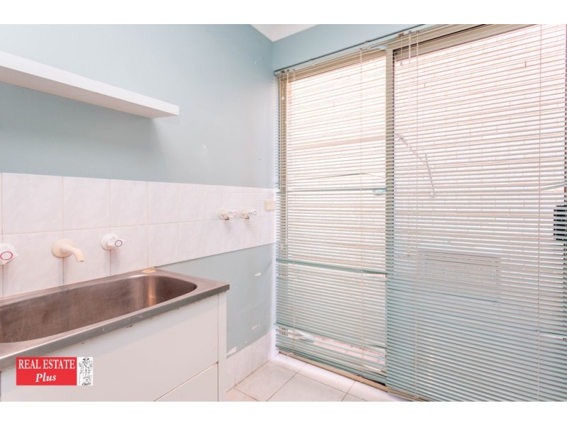 44 Lakefront Circle, The Vines WA 6069