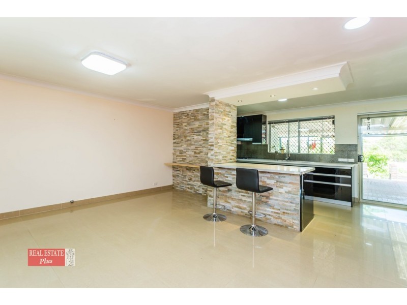 59 Vanessa Way, Swan View WA 6056