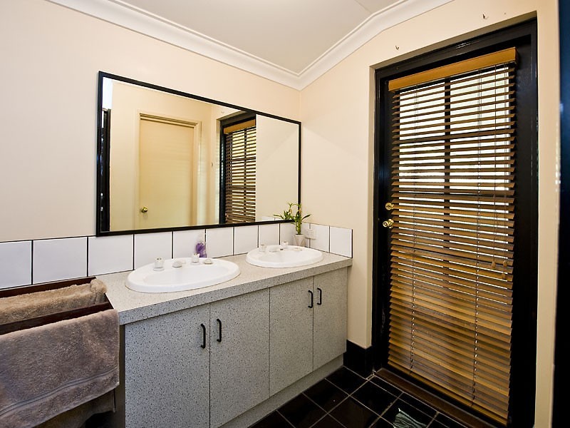 Helena Valley WA 6056