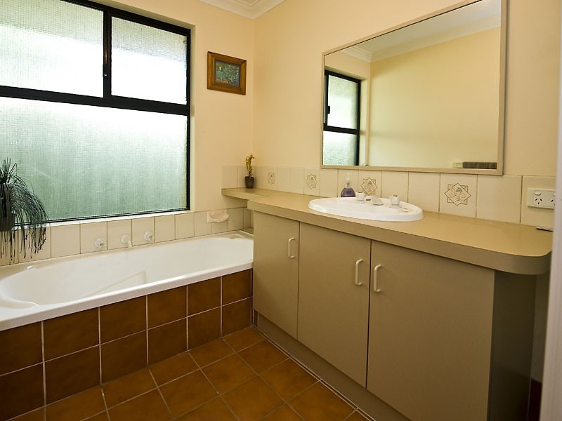 Helena Valley WA 6056