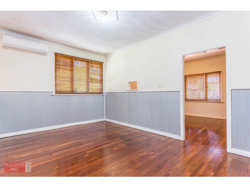 23 Jinda Road, Koongamia WA 6056