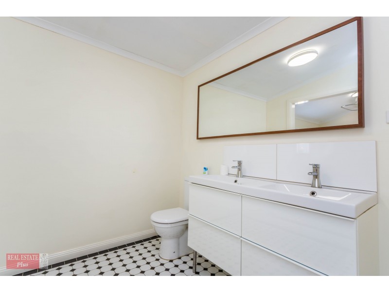 23 Jinda Road, Koongamia WA 6056