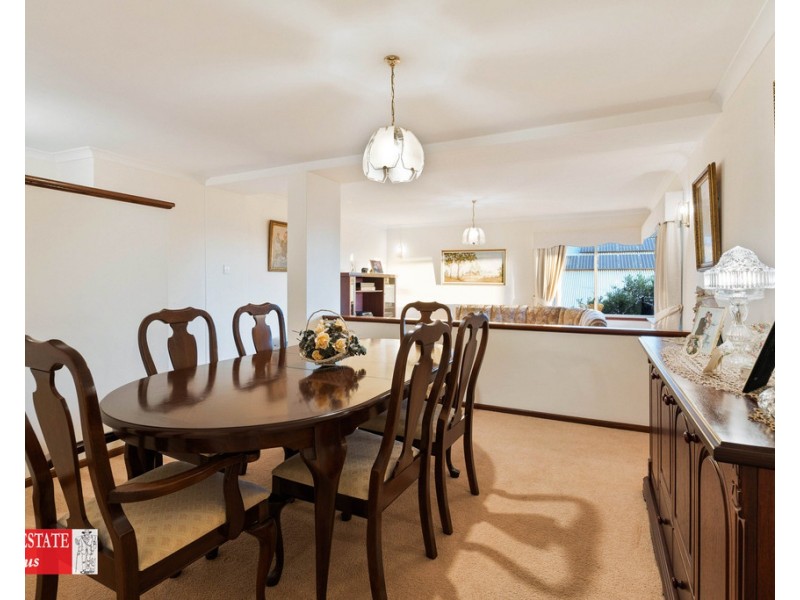 15 Narran Place, Swan View WA 6056