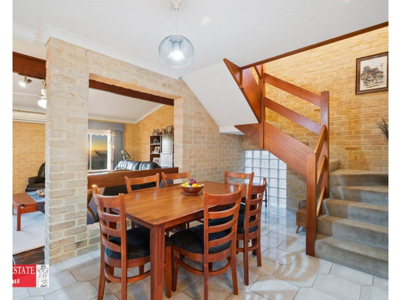 15 Narran Place, Swan View WA 6056
