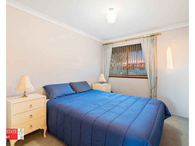 15 Narran Place, Swan View WA 6056