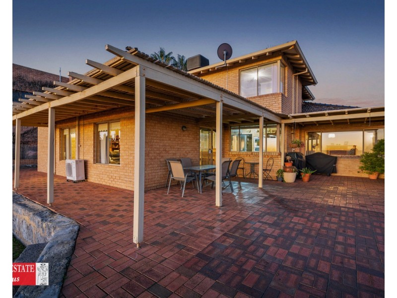 15 Narran Place, Swan View WA 6056