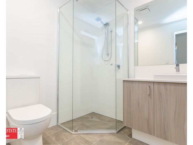 1/42 Walter Road East, Bassendean WA 6054