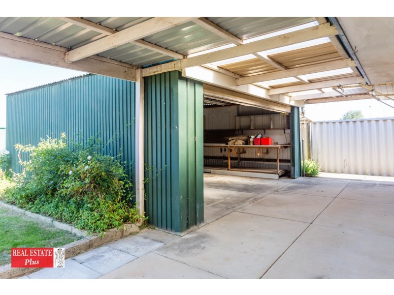 75 Mockeridge Circuit, Middle Swan WA 6056