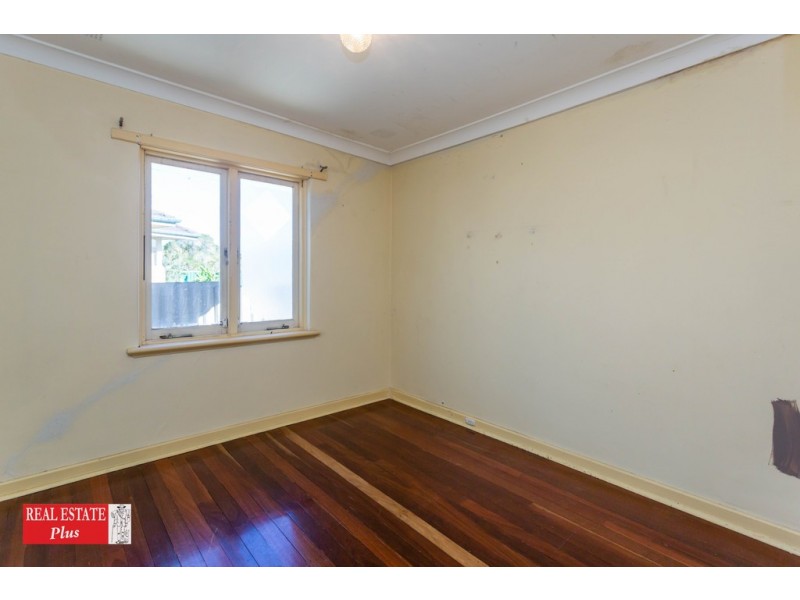 29 Clianthus Way, Koongamia WA 6056