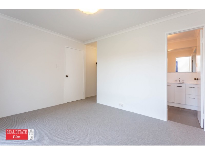 11 Amcer Rise, Stratton WA 6056