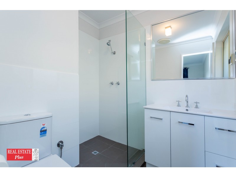 11 Amcer Rise, Stratton WA 6056