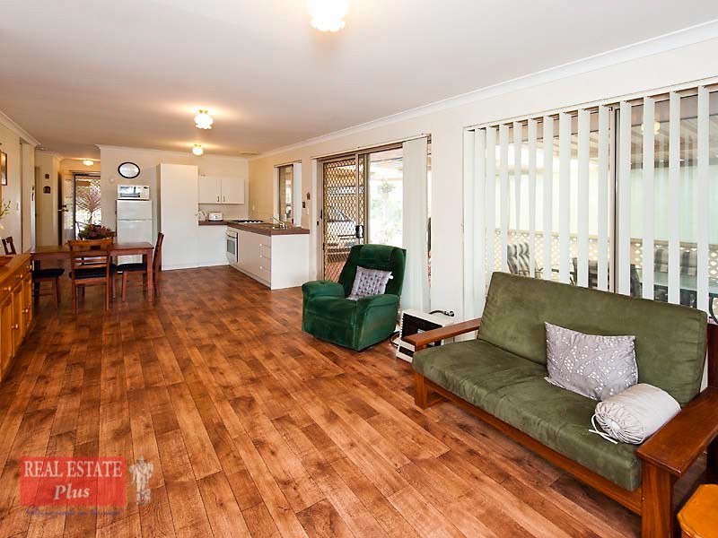 12 Jitti Court, South Guildford WA 6055