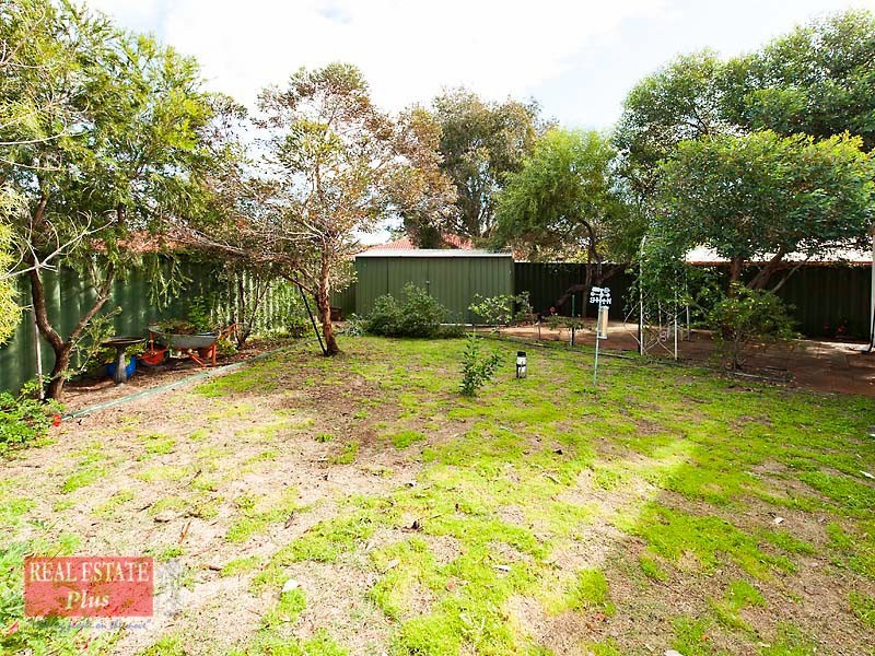 12 Jitti Court, South Guildford WA 6055