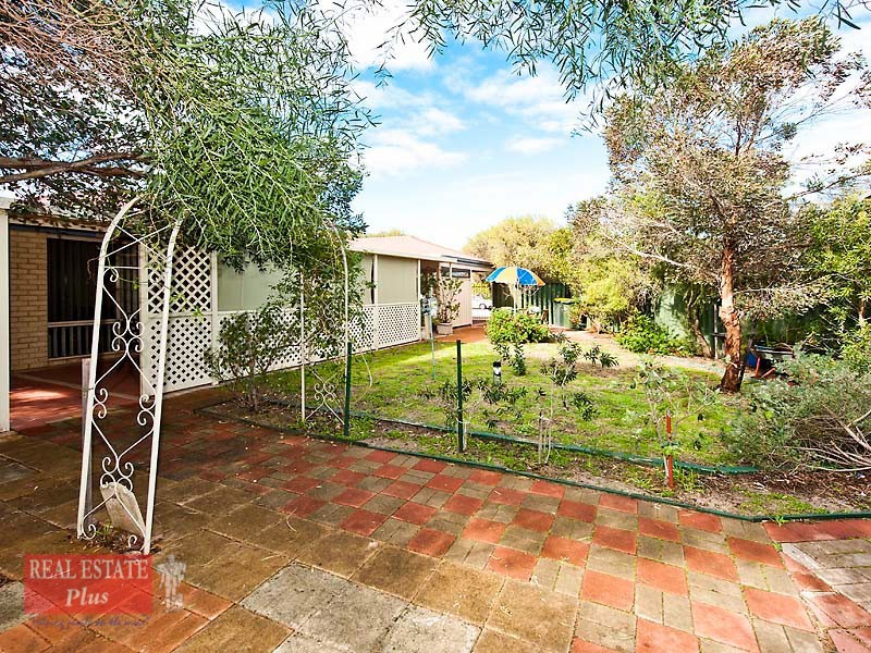 12 Jitti Court, South Guildford WA 6055