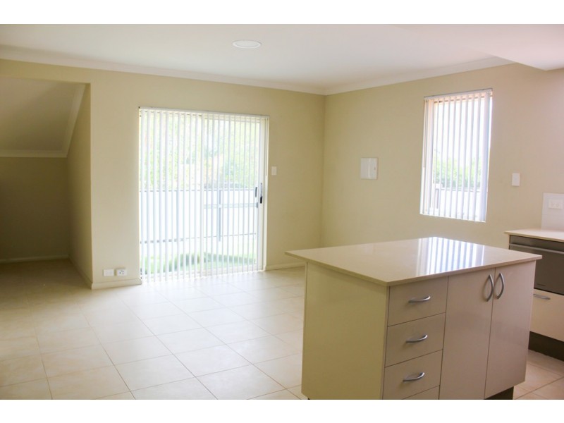 10/4 Cale Street, Midland WA 6056