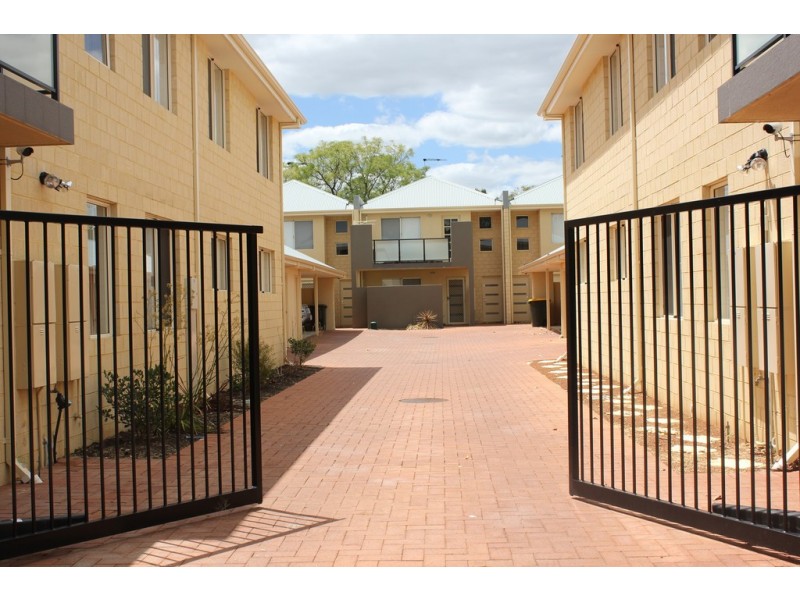 10/4 Cale Street, Midland WA 6056