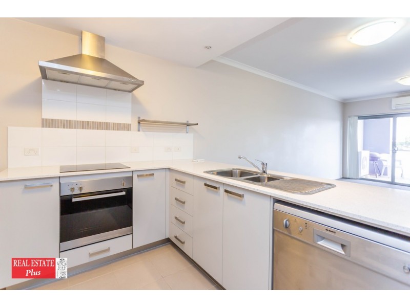 18/20 The Crescent, Midland WA 6056