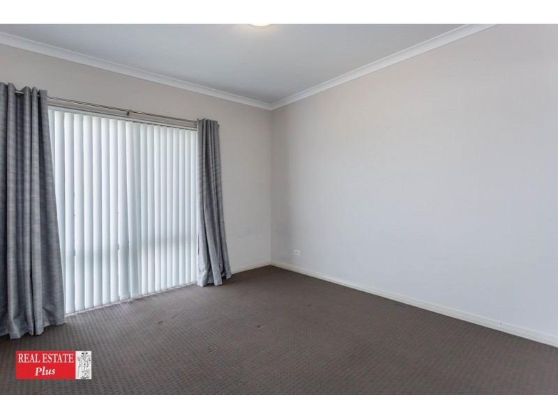 18/20 The Crescent, Midland WA 6056