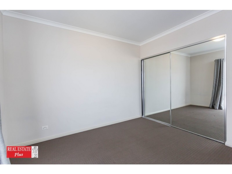18/20 The Crescent, Midland WA 6056