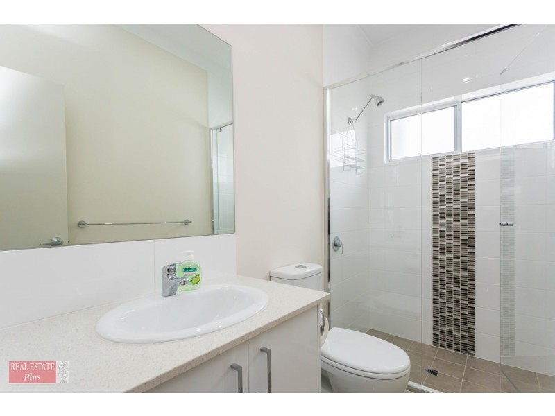 6/24 Aquaviva Circle, Viveash WA 6056
