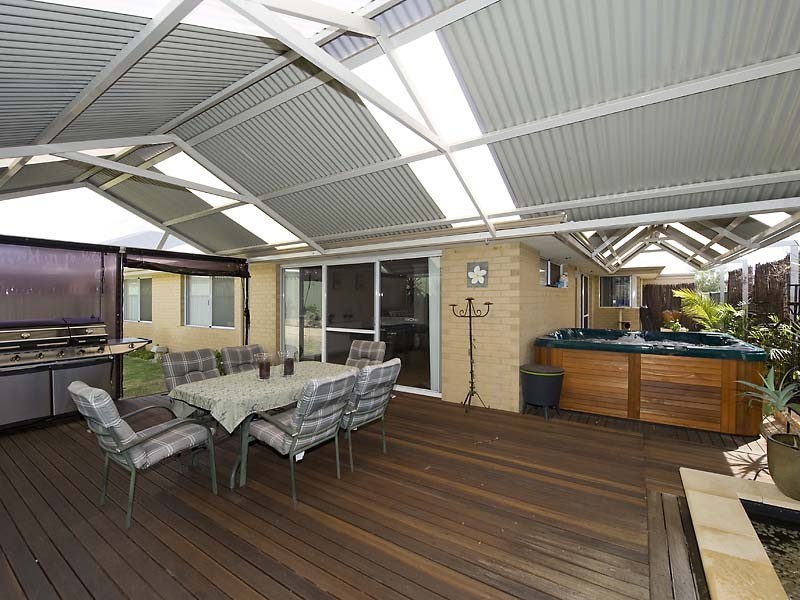 31 Teddington Loop, High Wycombe WA 6057