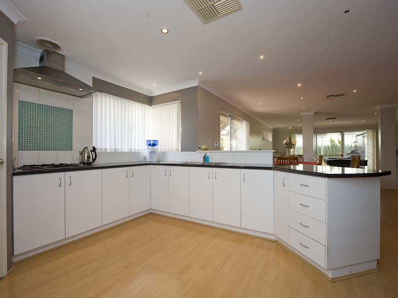 31 Teddington Loop, High Wycombe WA 6057