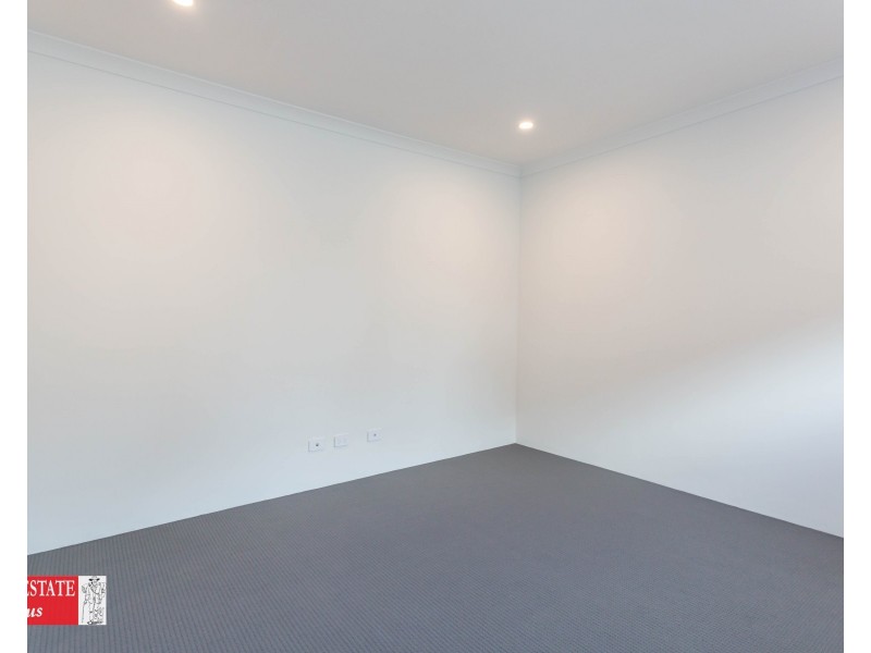 4/42 Walter Road East, Bassendean WA 6054