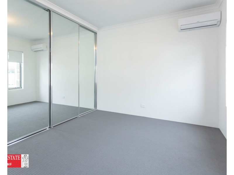 4/42 Walter Road East, Bassendean WA 6054