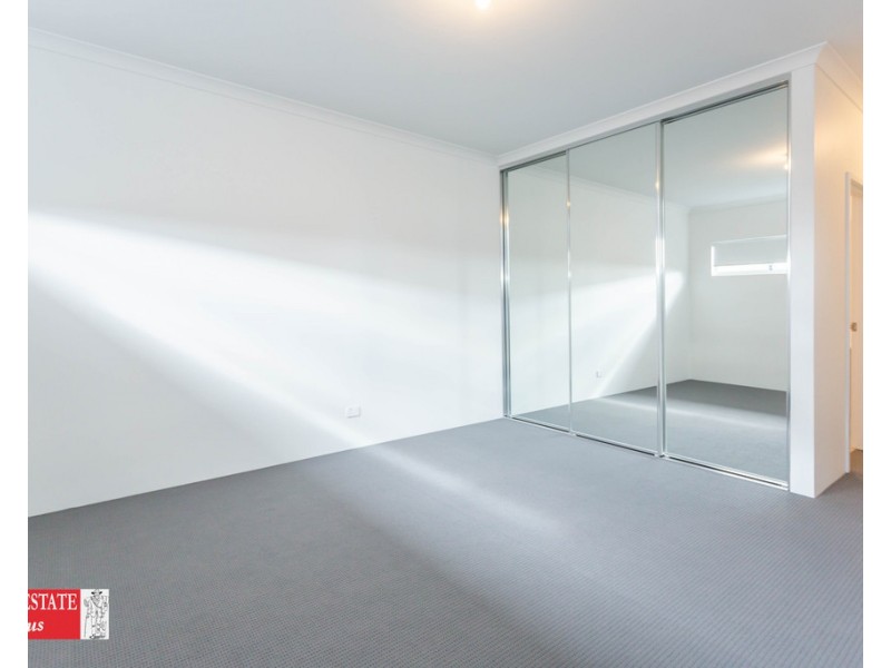 4/42 Walter Road East, Bassendean WA 6054