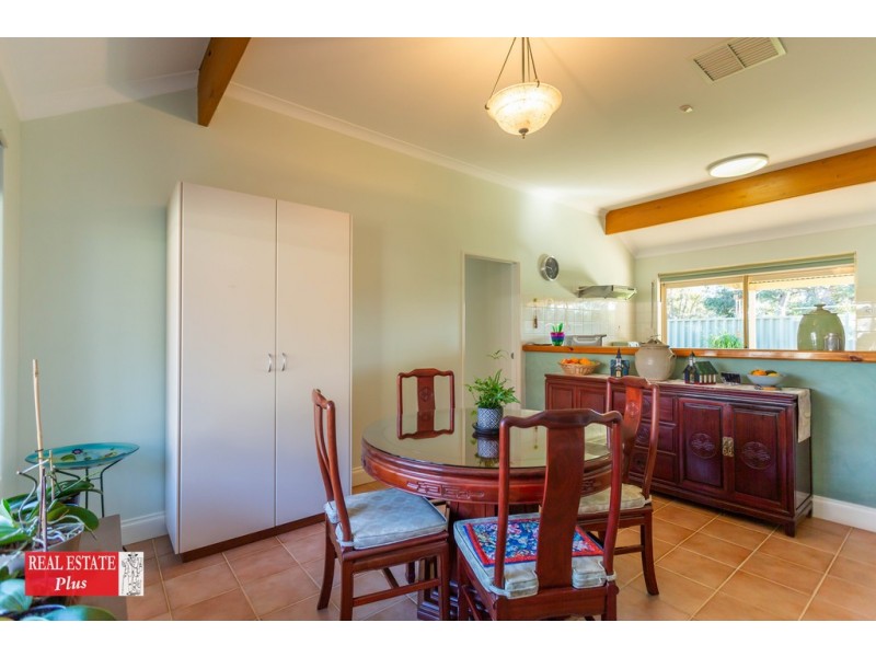 33 Little River Cove, Jane Brook WA 6056