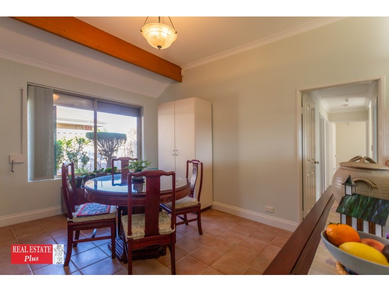 33 Little River Cove, Jane Brook WA 6056