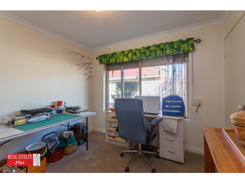 33 Little River Cove, Jane Brook WA 6056