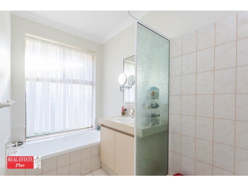 33 Little River Cove, Jane Brook WA 6056