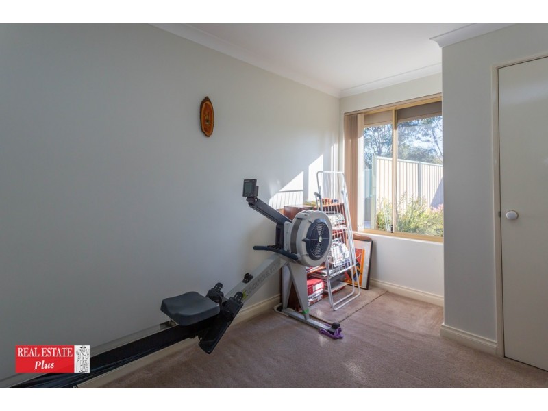 33 Little River Cove, Jane Brook WA 6056