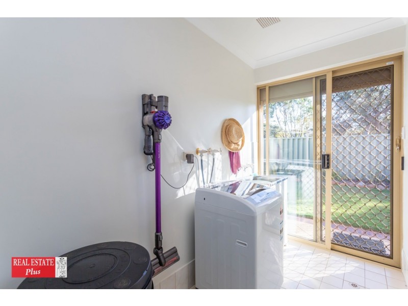 33 Little River Cove, Jane Brook WA 6056