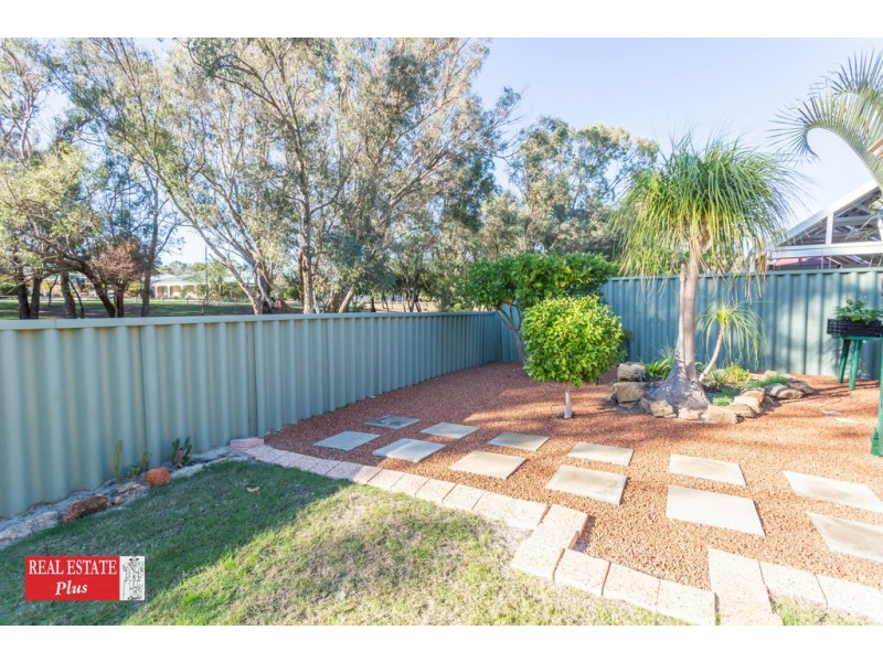 33 Little River Cove, Jane Brook WA 6056