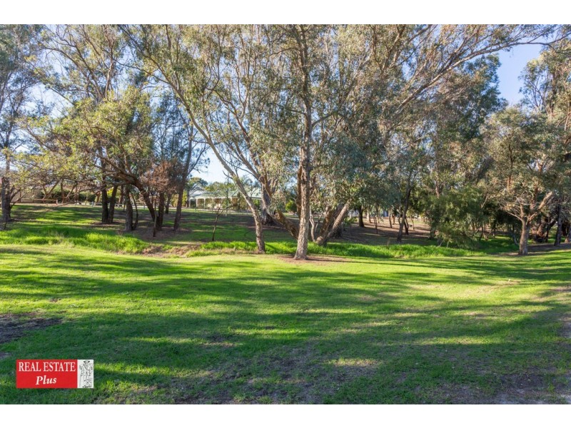 33 Little River Cove, Jane Brook WA 6056