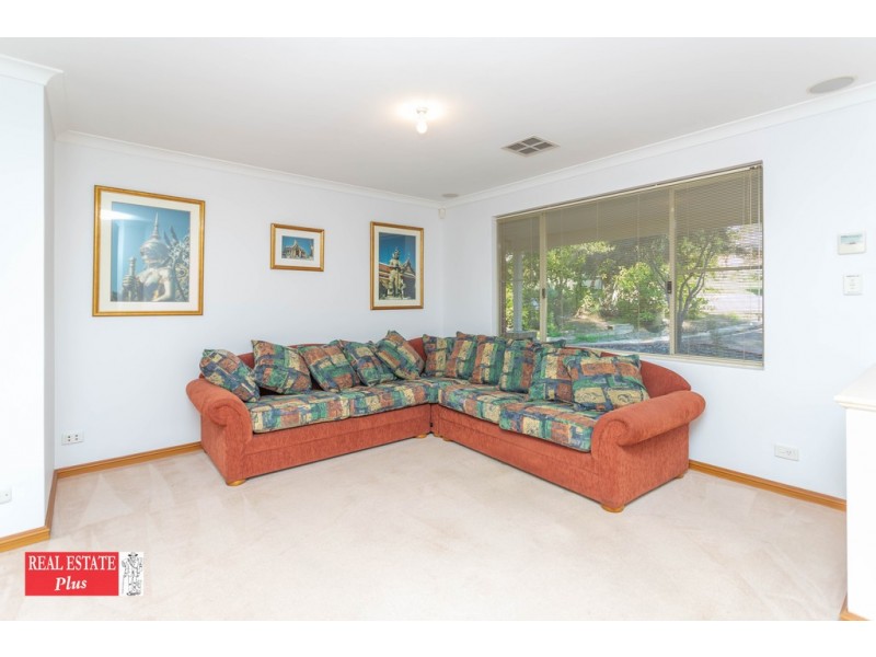 4 Kanya Court, Swan View WA 6056