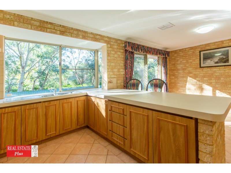 4 Kanya Court, Swan View WA 6056