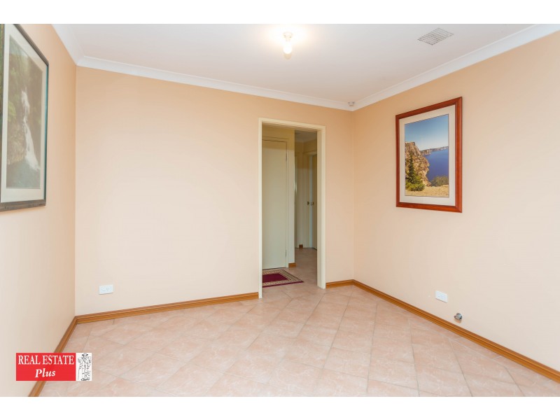 4 Kanya Court, Swan View WA 6056