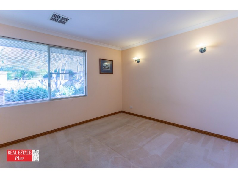 4 Kanya Court, Swan View WA 6056