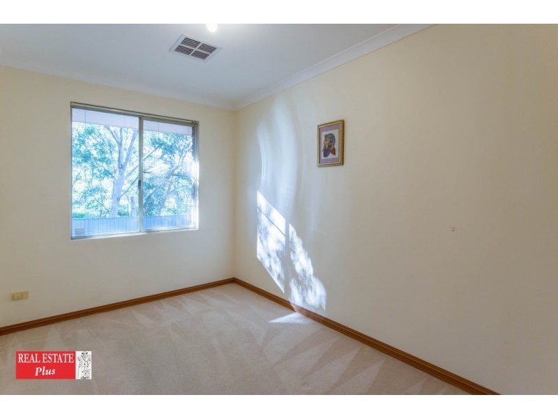 4 Kanya Court, Swan View WA 6056