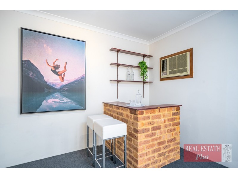 10 Opperman Place, Middle Swan WA 6056