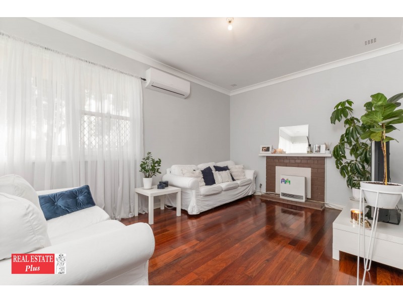 4 Coolga Road, Koongamia WA 6056