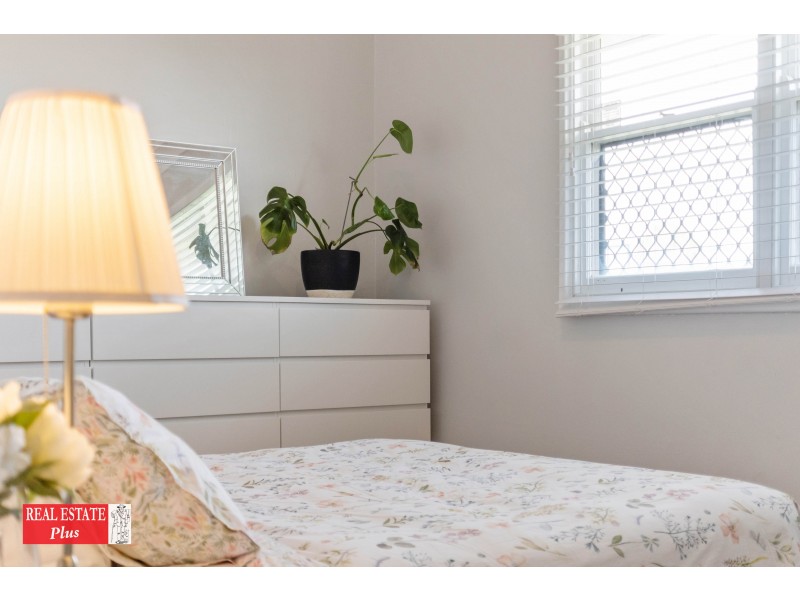 4 Coolga Road, Koongamia WA 6056